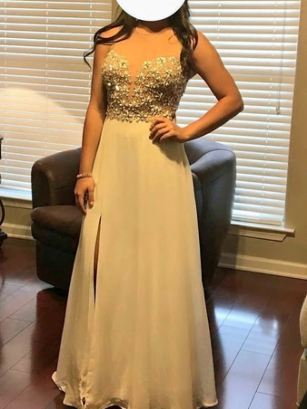 La Femme Embellished Maxi Dress in White & Gold Size 0 Like New